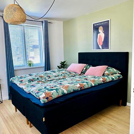 5 Minute Walk To Lego House - 50M2 Cozy Apartment- D Unit Billund Szoba fotó